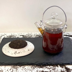 Strong Breakfast / Earl Grey (the classic perfumed black tea)