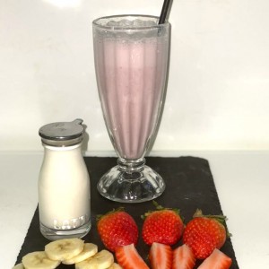 Hawaii: milk, strawberry & banana