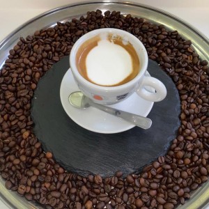 Caffè Americano Macchiato